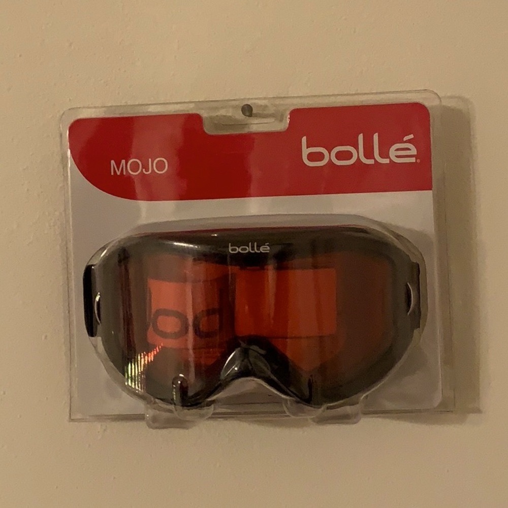 Bolle Ski Snowboard Goggles Mojo Vermillion Lens